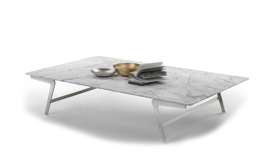 Soffio coffee table by Antonio Citterio